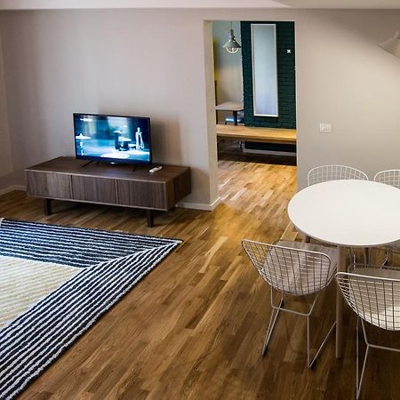 Old City Cosy Apartment Bukarest Exteriör bild